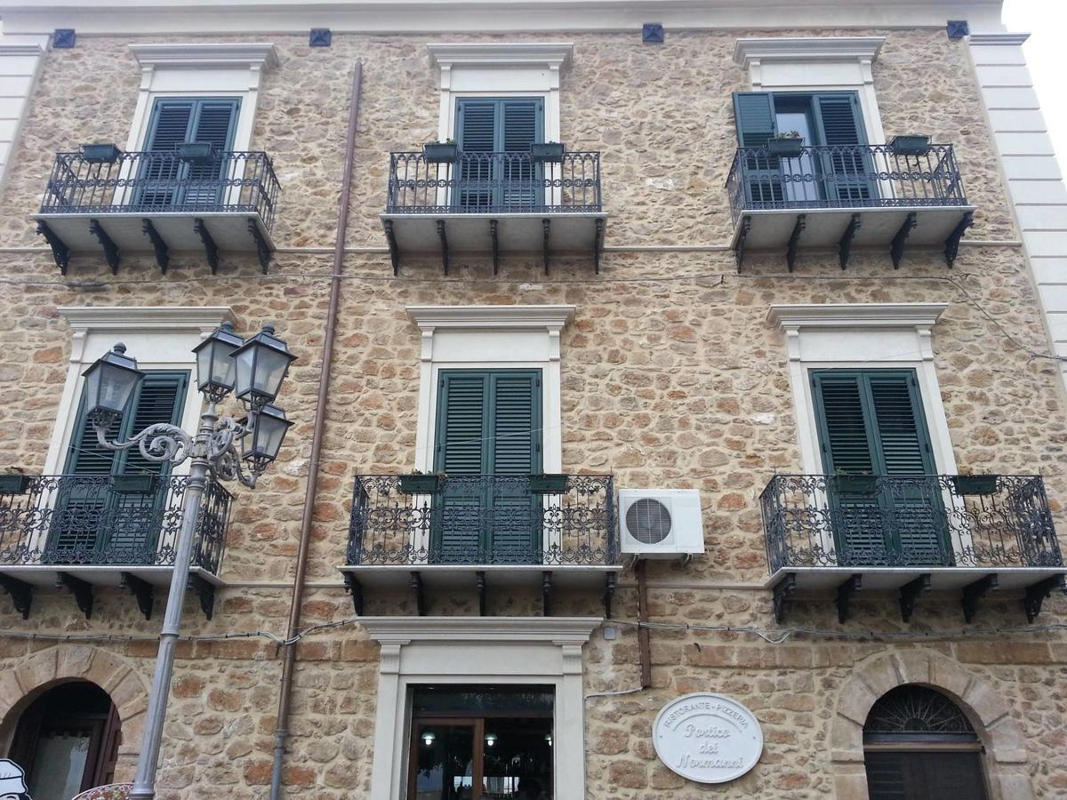 Il Portico Dei Normanni Bed & Breakfast Butera Dış mekan fotoğraf